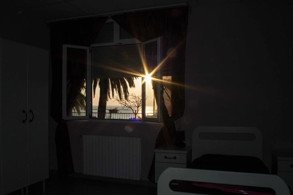 Casa Per Ferie Raggio Di Sole Bed & Breakfast Ceriale Oda fotoğraf