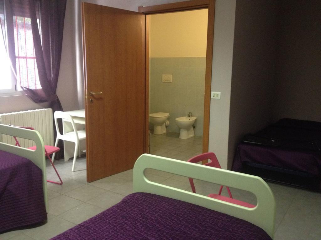 Casa Per Ferie Raggio Di Sole Bed & Breakfast Ceriale Oda fotoğraf