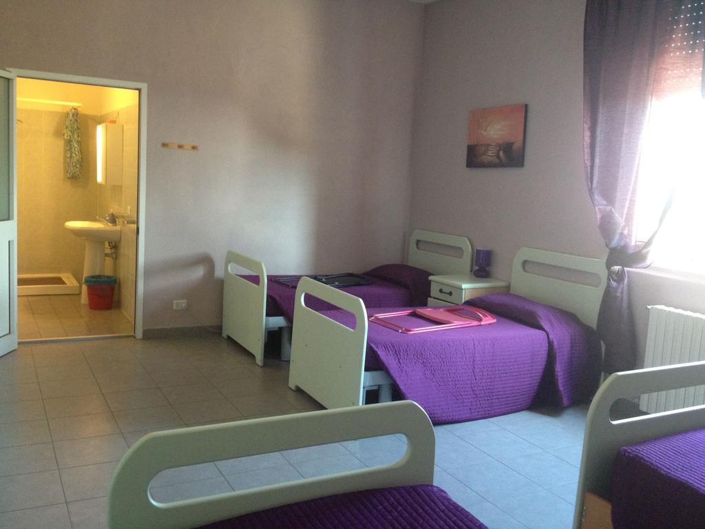 Casa Per Ferie Raggio Di Sole Bed & Breakfast Ceriale Oda fotoğraf