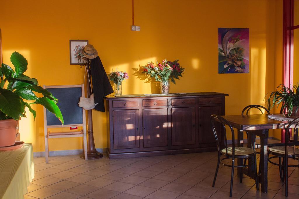 Casa Per Ferie Raggio Di Sole Bed & Breakfast Ceriale Dış mekan fotoğraf